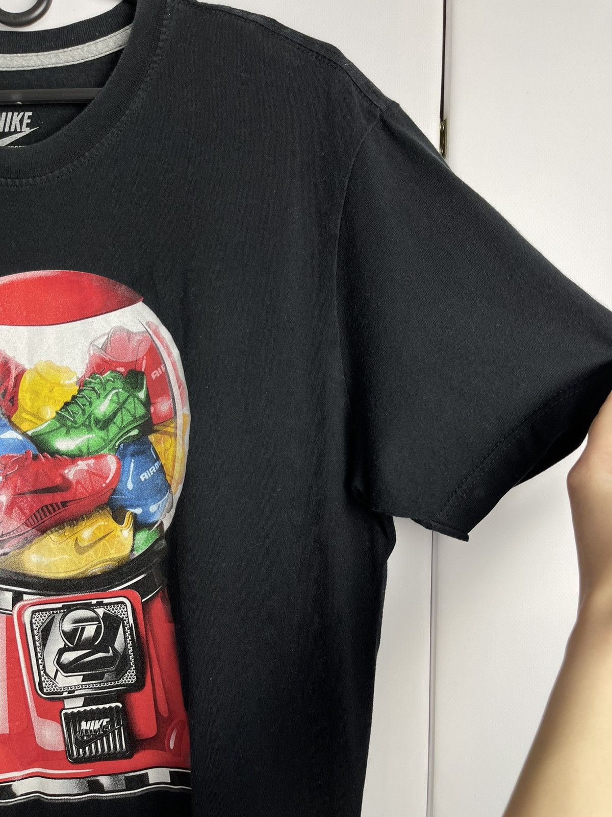 Nike × Vintage Nike vintage tee t-shirt chewing soccer football machine Size US L / EU 52-54 / 3 - 8 Thumbnail