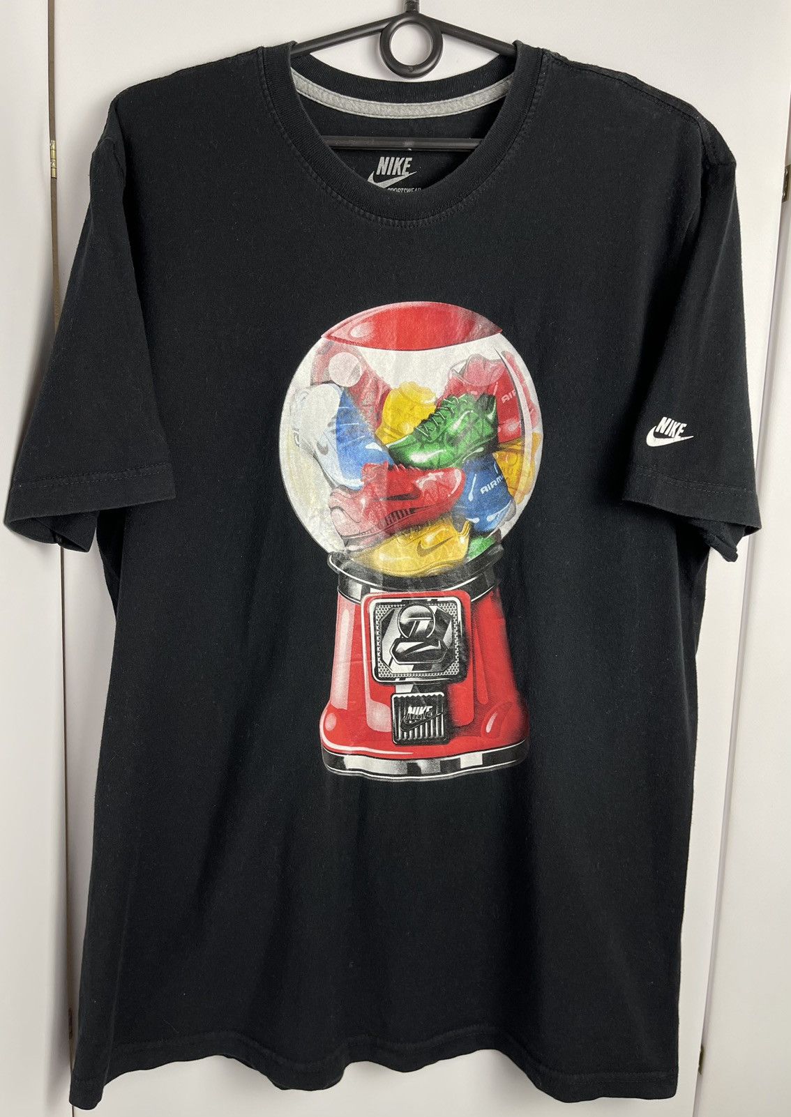 Nike × Vintage Nike vintage tee t-shirt chewing soccer football machine Size US L / EU 52-54 / 3 - 2 Thumbnail