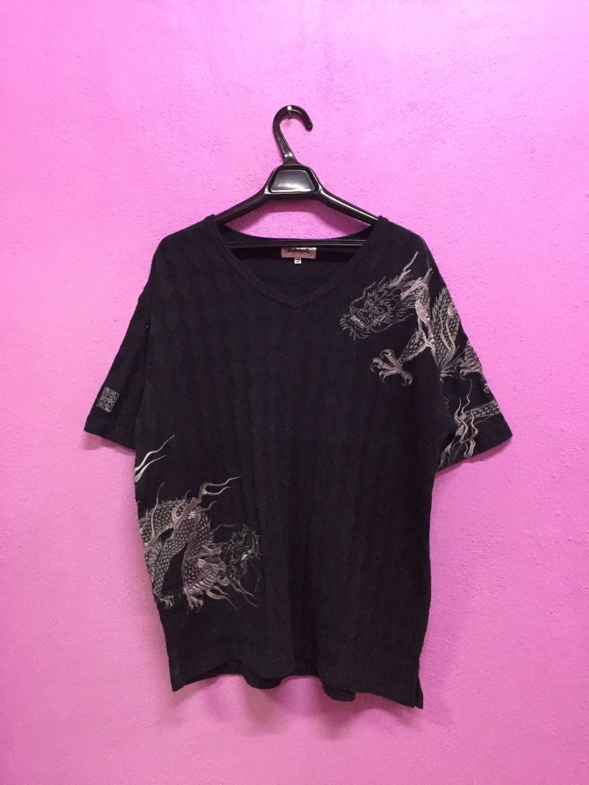 Japanese Brand Karakuri Tamashii Dragon Tee Size XL Size US XL / EU 56 / 4 - 1 Thumbnail