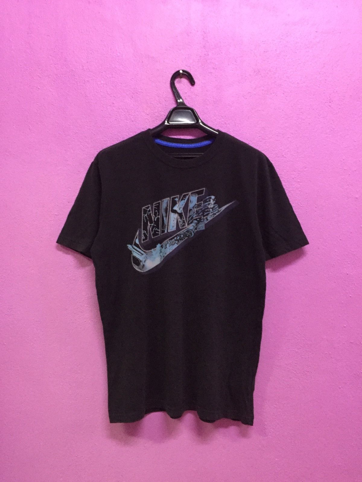 Nike Nike Tee Size L Size US L / EU 52-54 / 3 - 1 Thumbnail