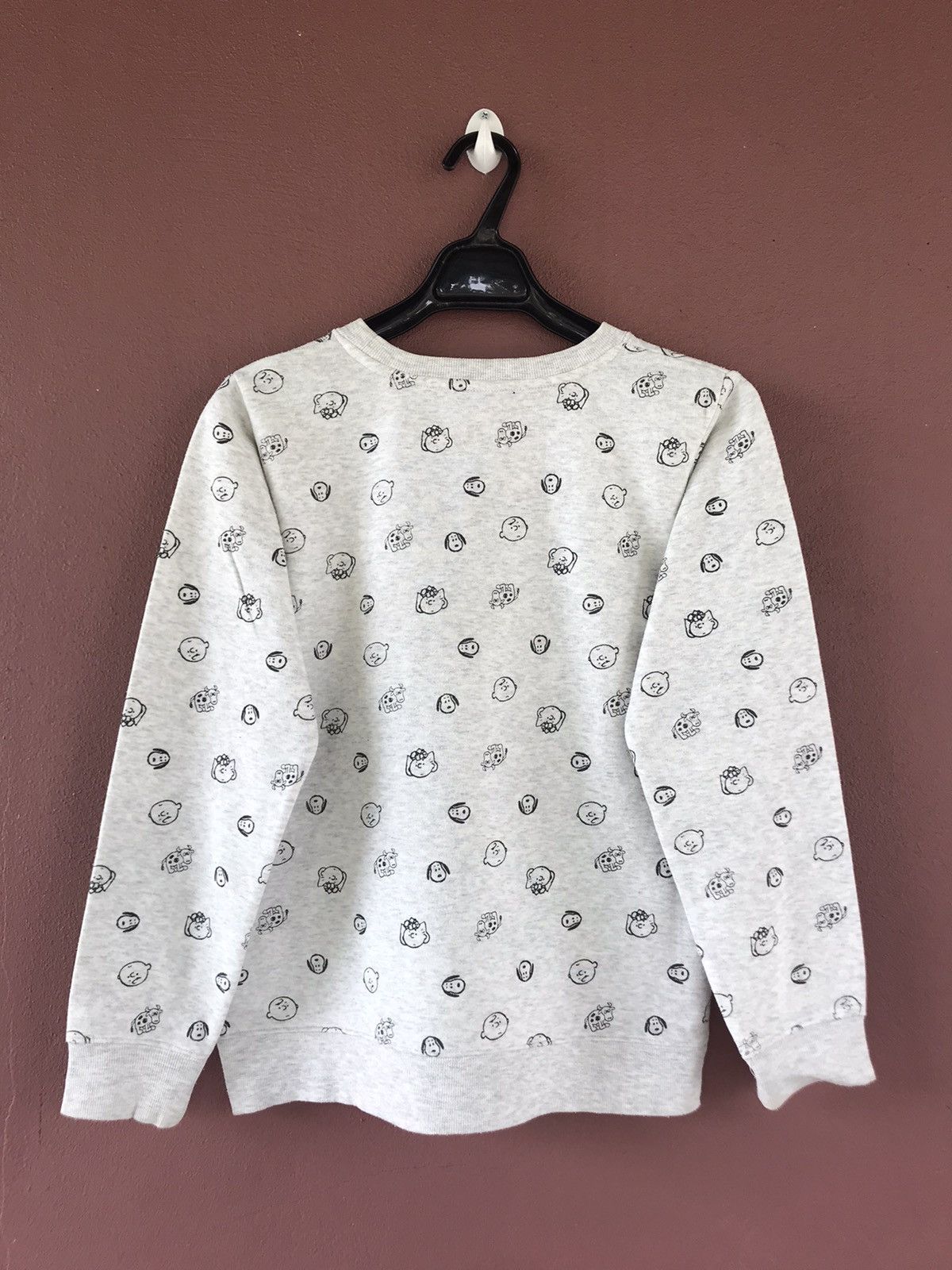 Peanuts Peanuts sweatshirt size L Size US L / EU 52-54 / 3 - 2 Thumbnail