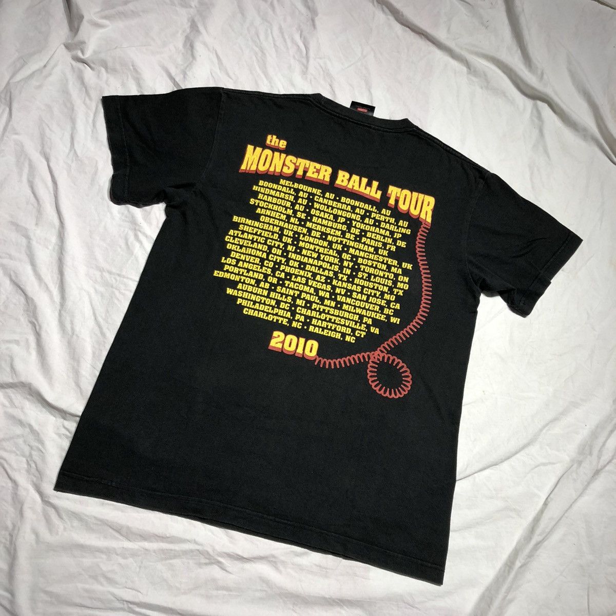 Band Tees Lady Gaga Telephone The Monster Ball Tour T Shirt Size US M / EU 48-50 / 2 - 3 Thumbnail