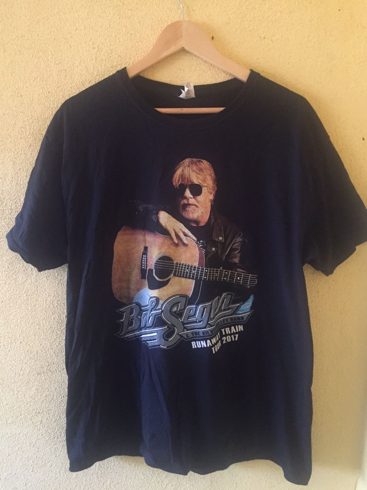Band Tees Vintage Y2k Bob Seger & The Silver Bullet Band Tee Tshirt Size US L / EU 52-54 / 3 - 1 Thumbnail