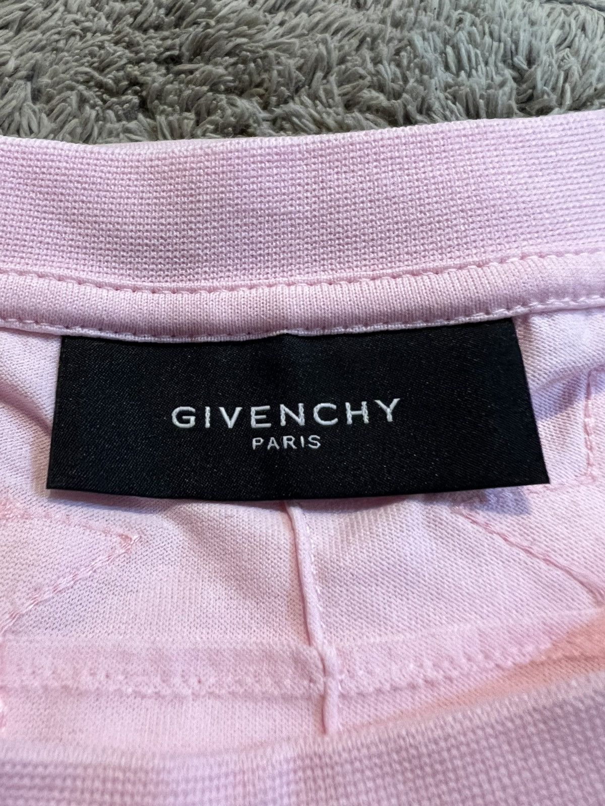 Givenchy GIVENCHY PINK STARS TEE SHIRT Size US XXL / EU 58 / 5 - 12 Thumbnail