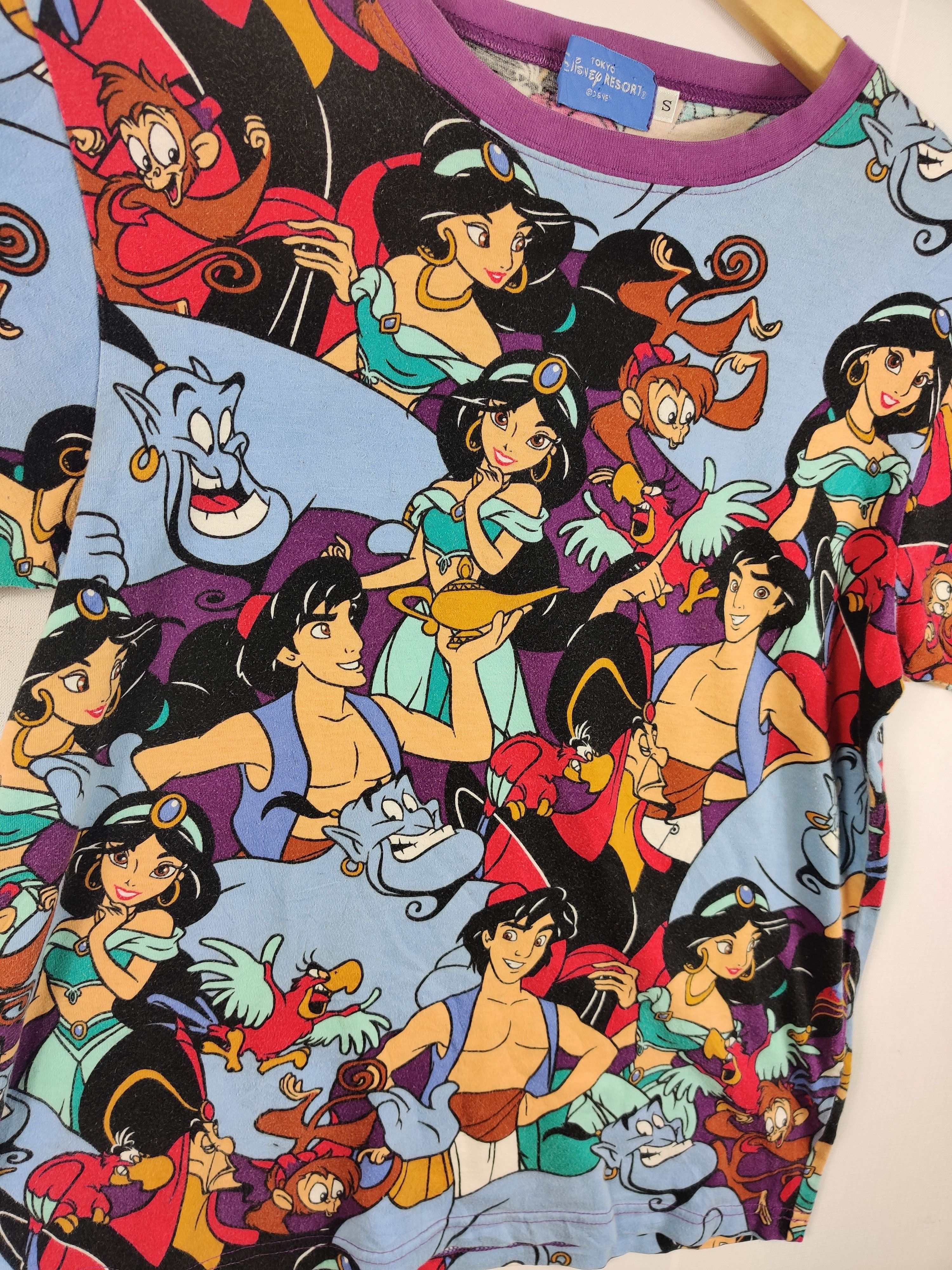 Disney Vintage Disney Aladdin Fullprint Tee Tshirt Size US S / EU 44-46 / 1 - 3 Thumbnail