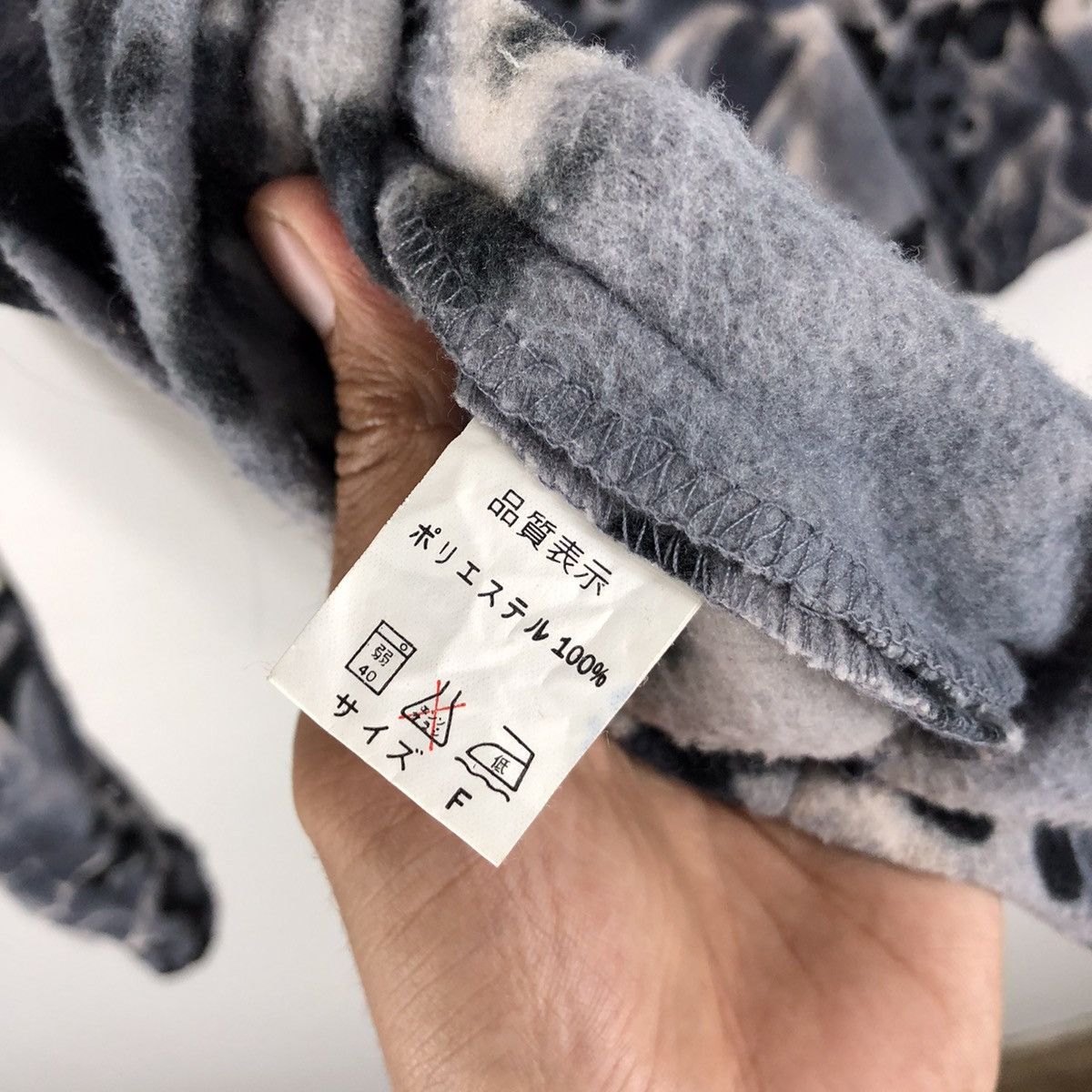 Designer × Japanese Brand Fresco fleece rare nice design Size US L / EU 52-54 / 3 - 8 Thumbnail