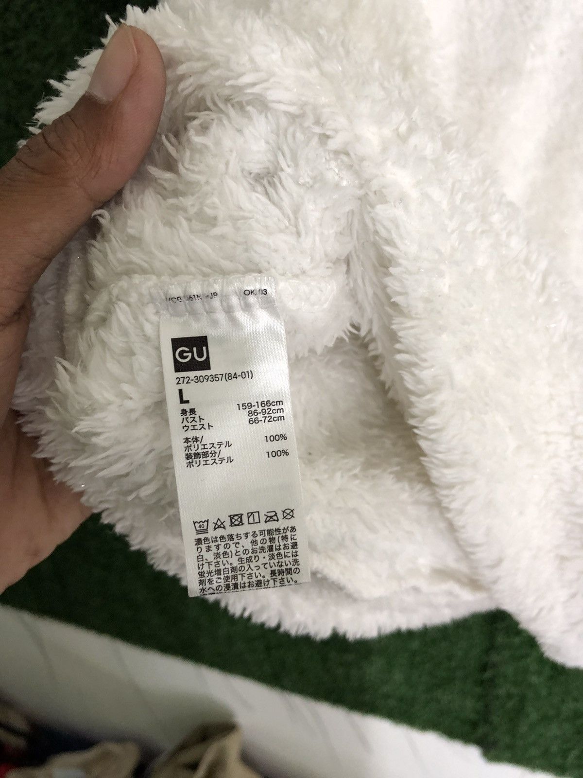 Japanese Brand 🔥peanuts x gu fur fleece Size US M / EU 48-50 / 2 - 7 Thumbnail