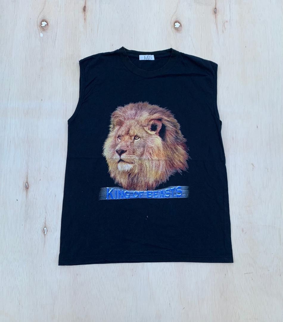 Vintage Habitat Lion