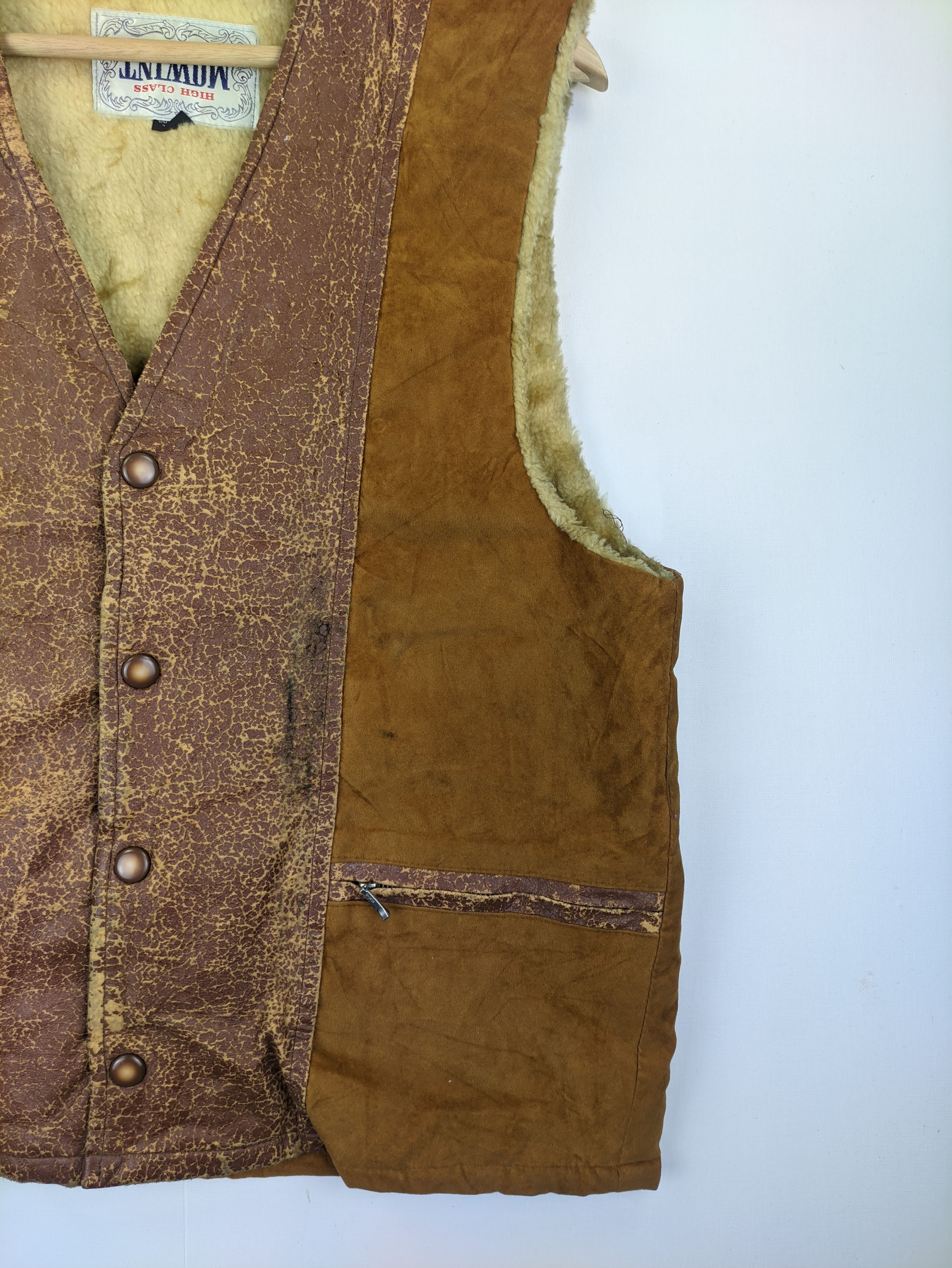 Japanese Brand Steals🔥Vintage Vest by Mowint Size US M / EU 48-50 / 2 - 5 Thumbnail