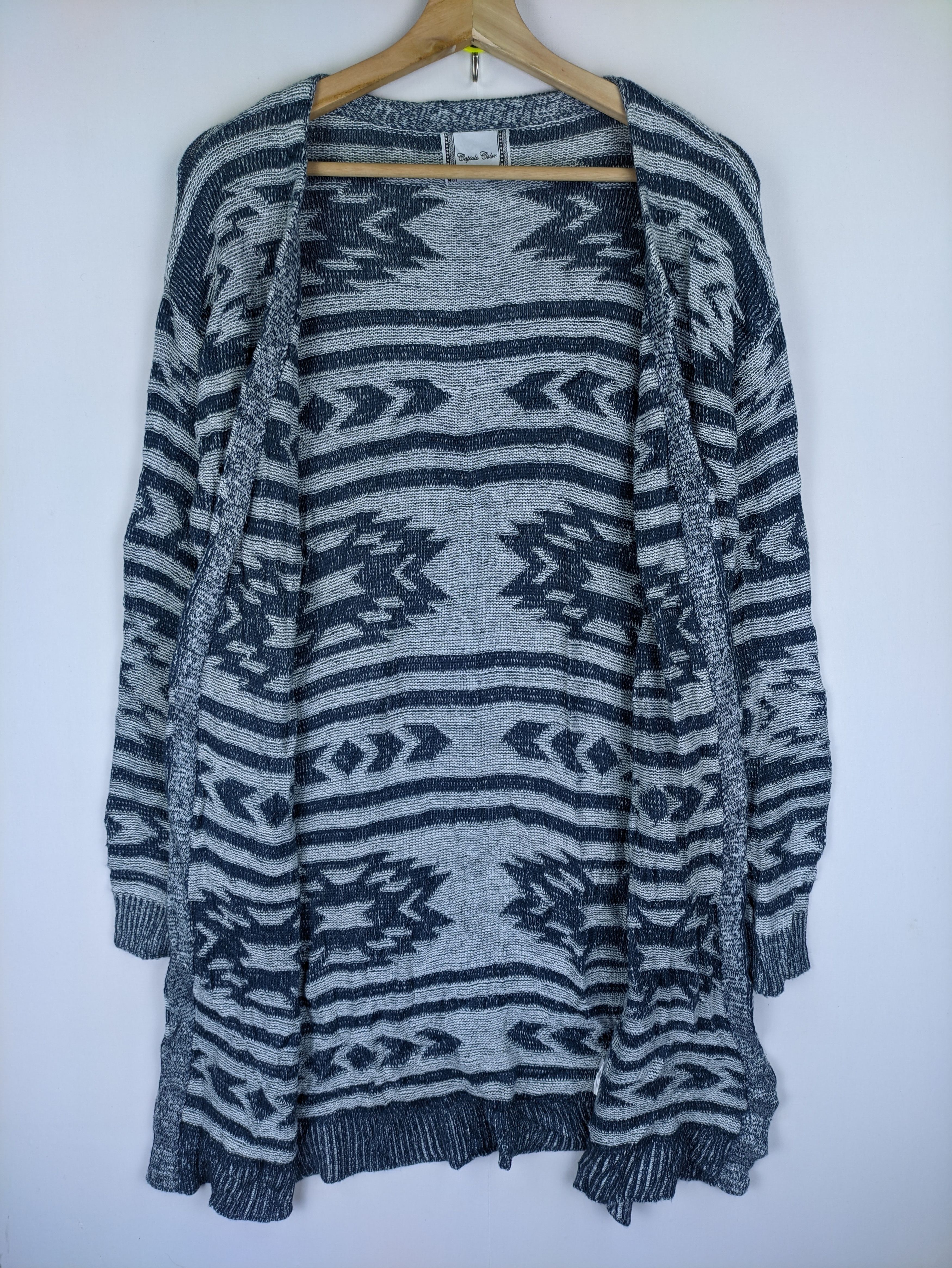 Japanese Brand Steals🔥Knit Cardigan Navajo Style by Capsule Color Size M / US 6-8 / IT 42-44 - 5 Thumbnail
