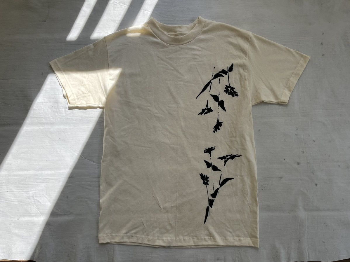 Other Flower distort tee Size US L / EU 52-54 / 3 - 1 Thumbnail
