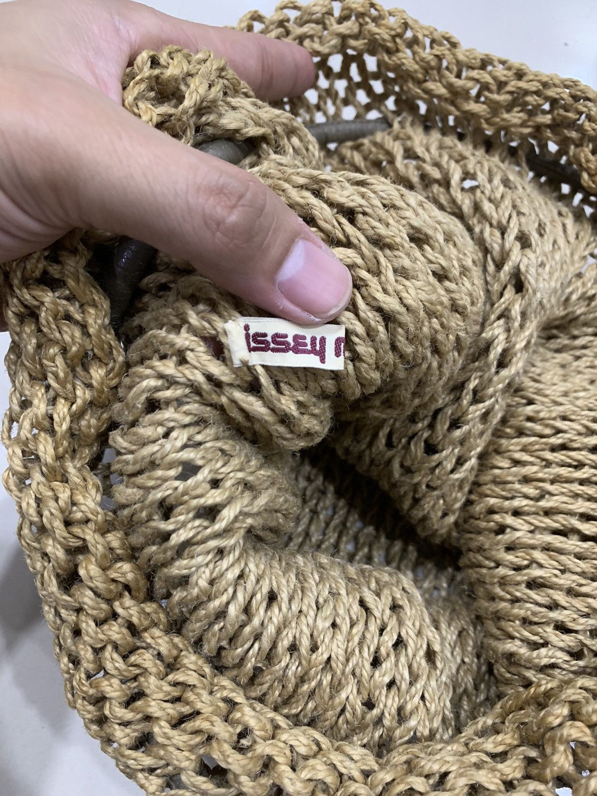Issey Miyake 1970s EARLY ERA ISSEY MIYAKE NATURAL WOVEN DRAWSTRING BAG Size ONE SIZE - 6 Thumbnail