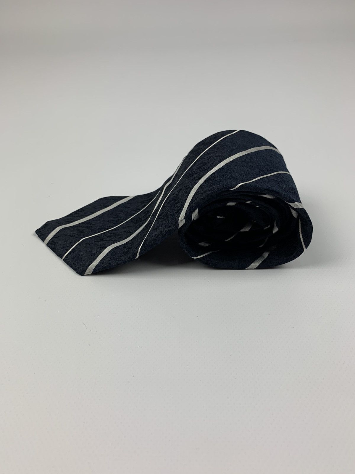 Valentino × Vintage Valentino Tie like dior burberry gucci Size ONE SIZE - 5 Thumbnail