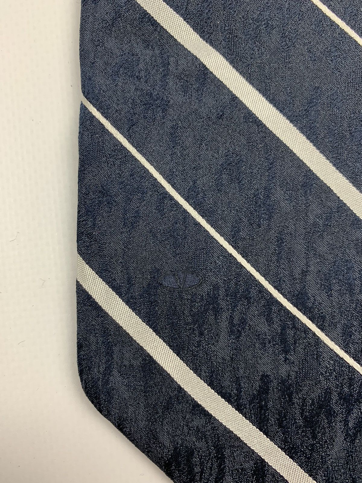 Valentino × Vintage Valentino Tie like dior burberry gucci Size ONE SIZE - 4 Thumbnail