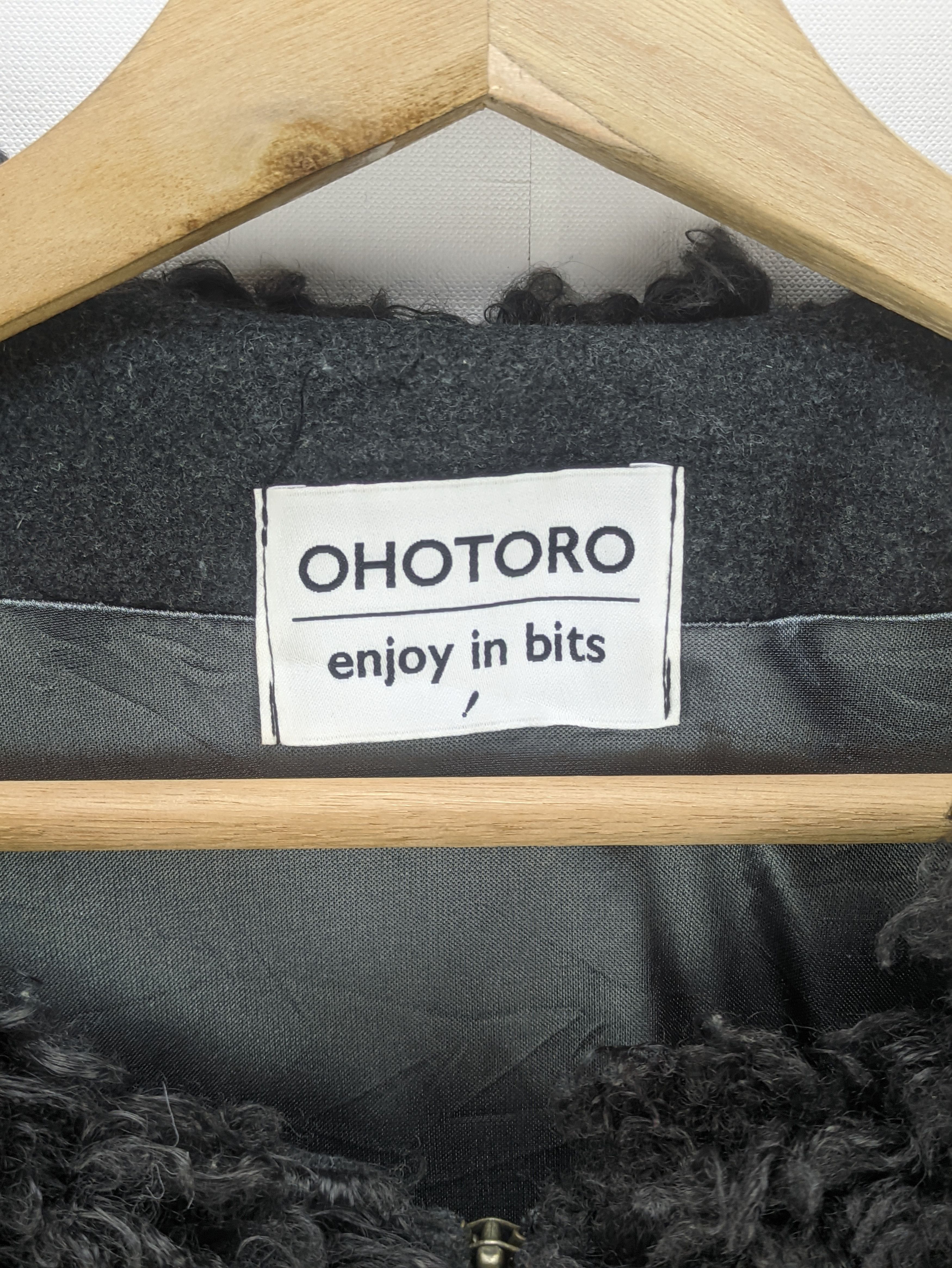 Steals🔥Faux Fur Black Jacket Zip Up by Ohotoro