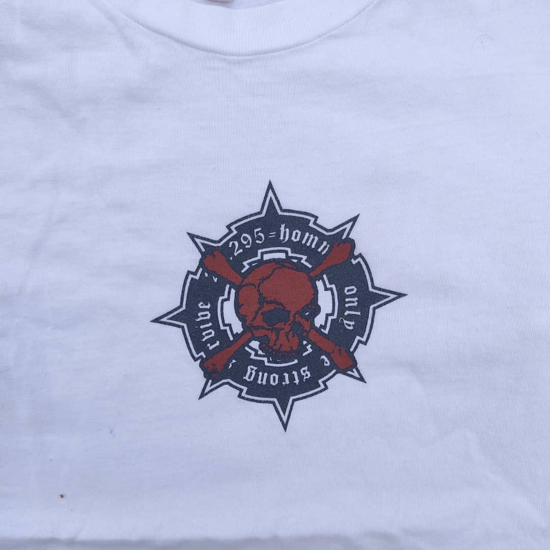 Vintage vintage tee Only The Strong Survive C16 Size US M / EU 48-50 / 2 - 2 Thumbnail