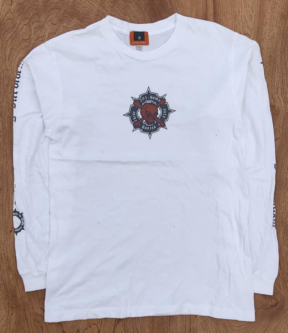 vintage tee Only The Strong Survive C16