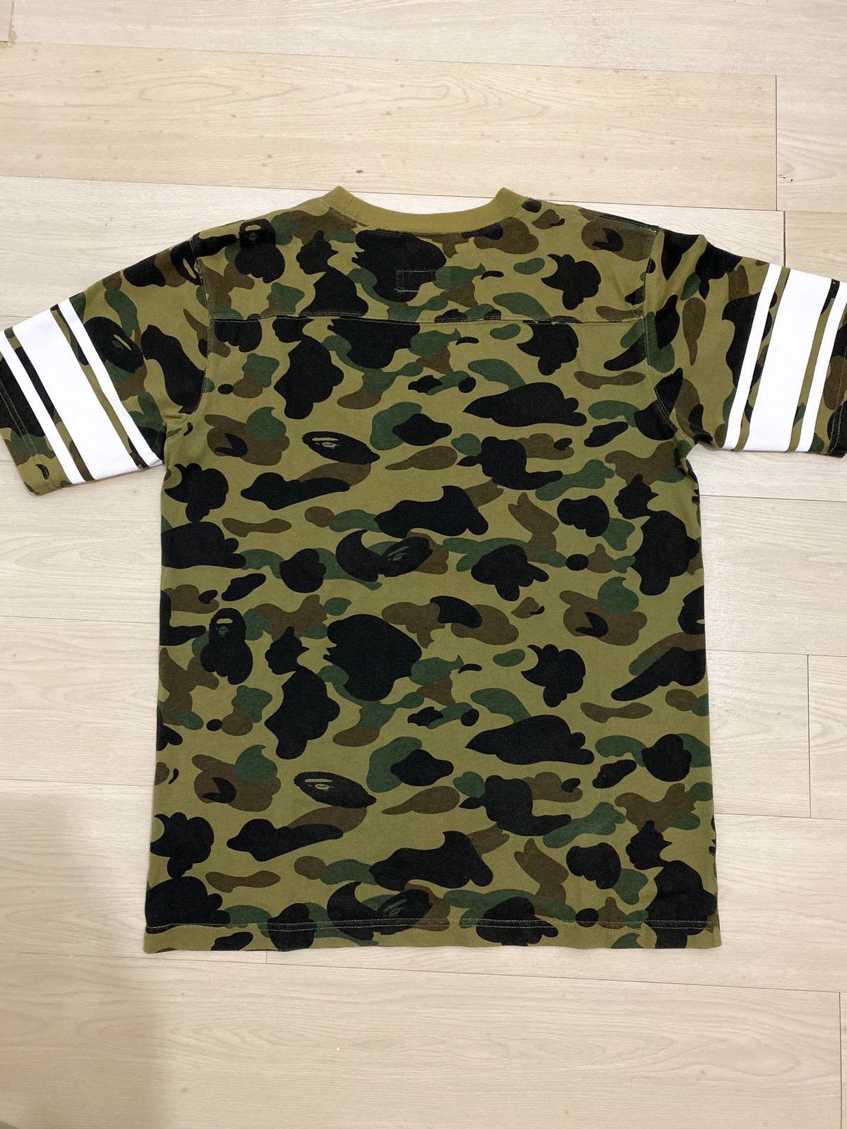 Bape × Champion Bape x Champion 1st Camo Tee Size US XL / EU 56 / 4 - 2 Thumbnail