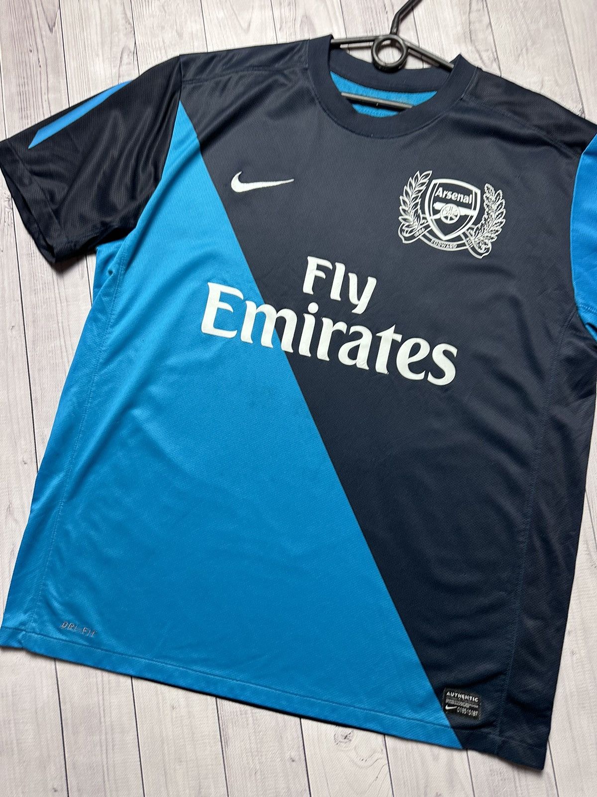 Nike × Vintage Vintage Arsenal Nike Soccer jersey blue rare size Xl Size US XL / EU 56 / 4 - 2 Thumbnail