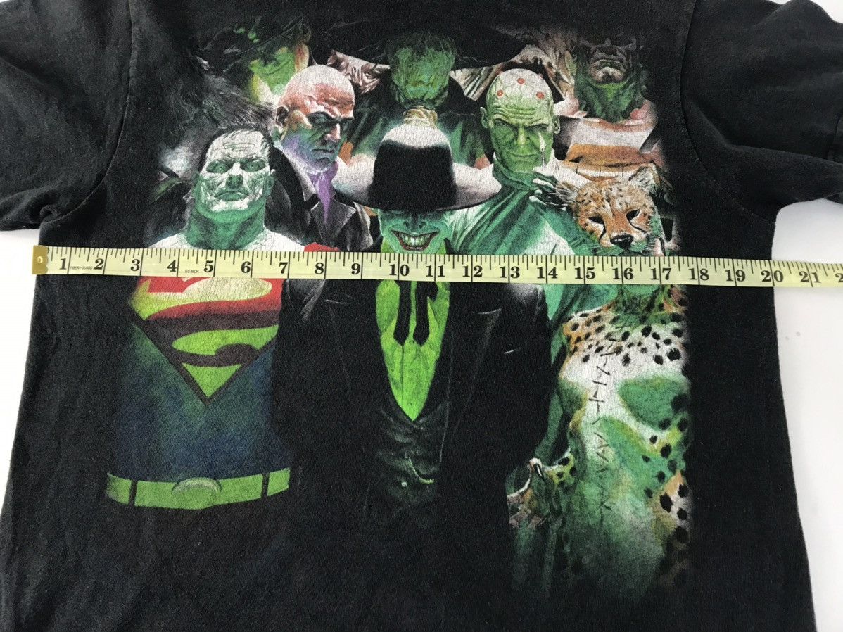 DC Comics DC Comic Justice League Antagonist Character Movie Tee Size US M / EU 48-50 / 2 - 5 Thumbnail