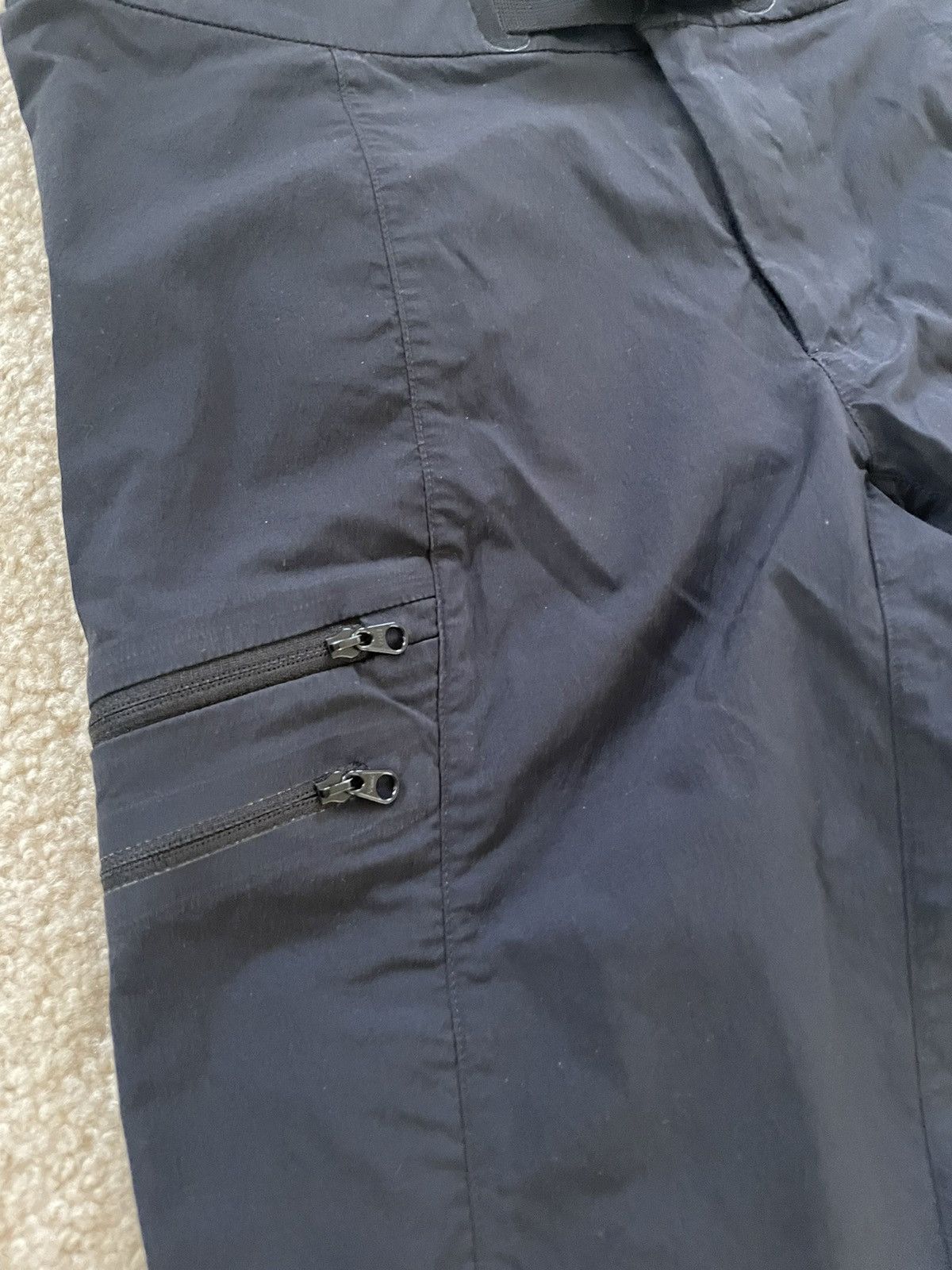 Arc'teryx Vintage ARC’TERYX Quad Zipper Nylon Pants Size US 30 / EU 46 - 5 Thumbnail