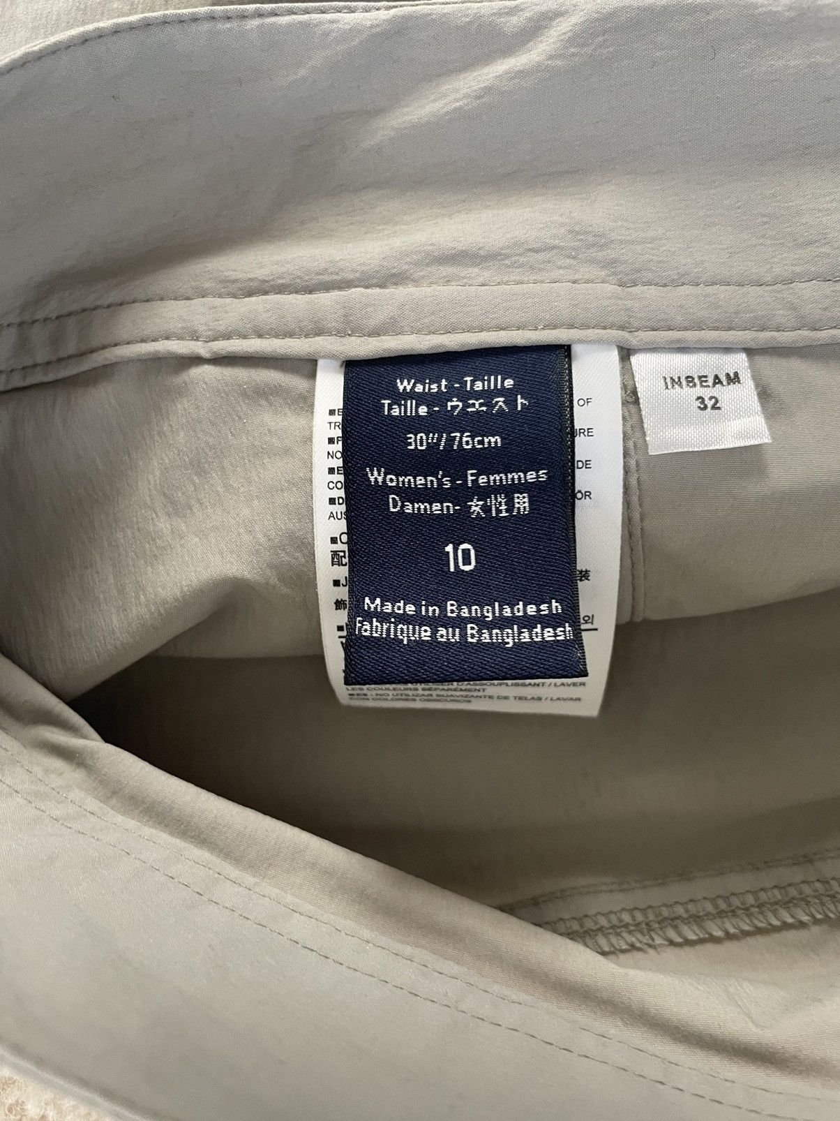 Arc'teryx Vintage ARC’TERYX Nylon Hidden Zipper Pants Size US 33 - 9 Thumbnail