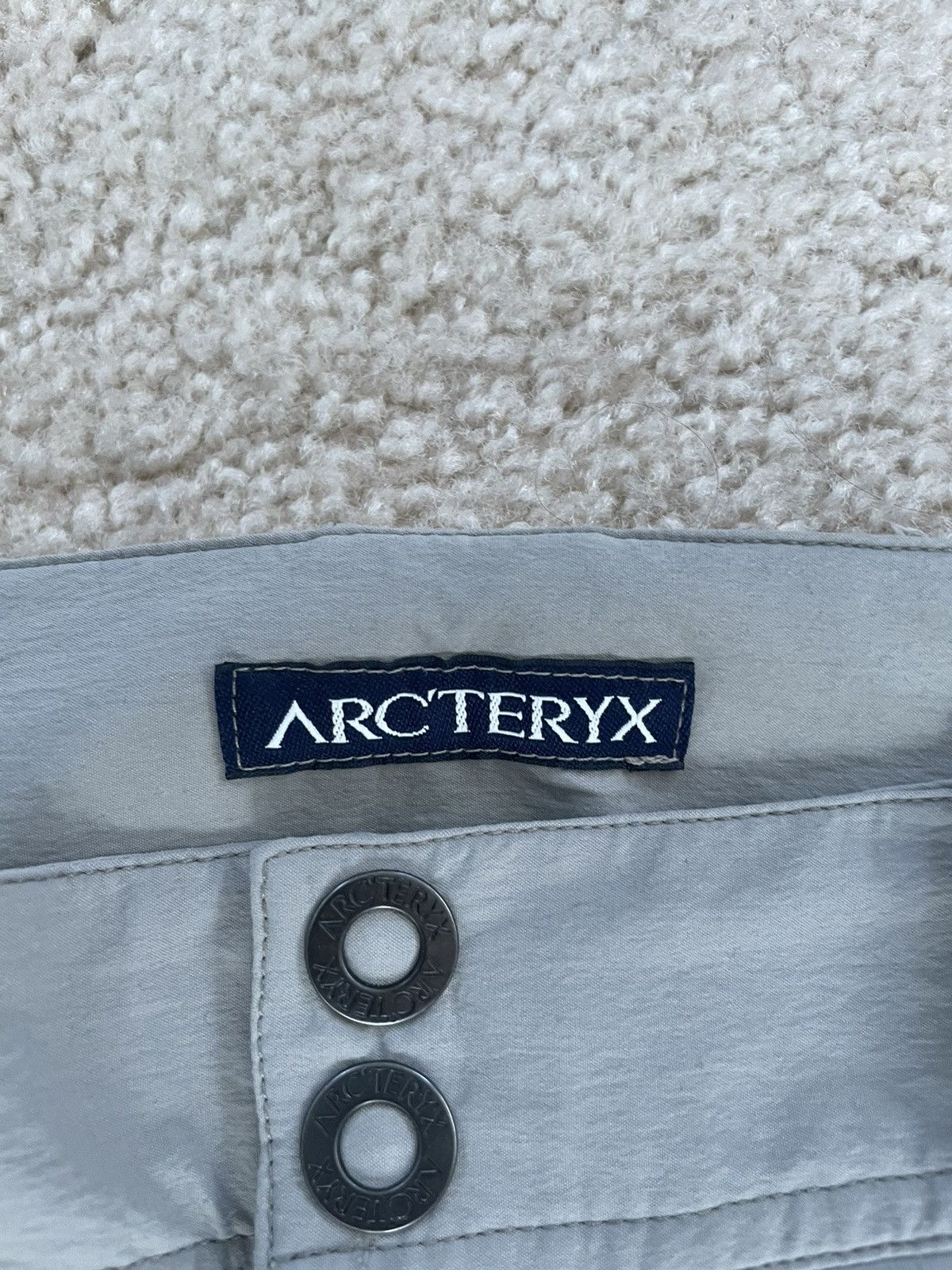 Arc'teryx Vintage ARC’TERYX Nylon Hidden Zipper Pants Size US 33 - 8 Thumbnail