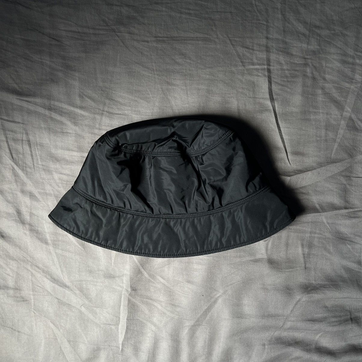 Prada Prada linea rossa bucket hat Size ONE SIZE - 4 Thumbnail