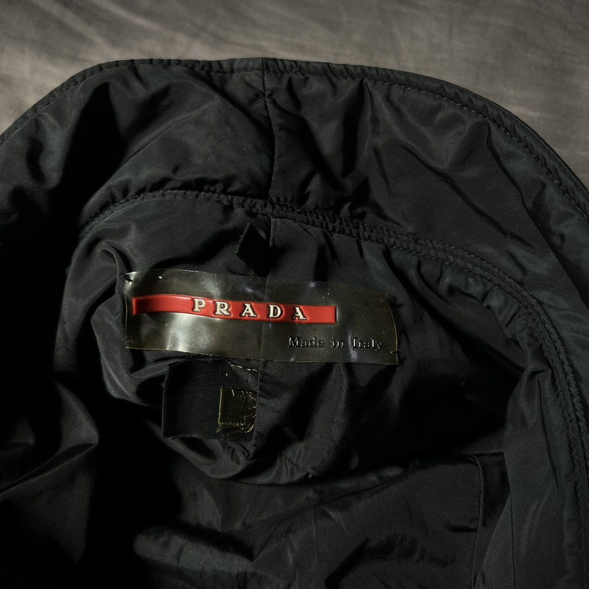 Prada Prada linea rossa bucket hat Size ONE SIZE - 6 Thumbnail