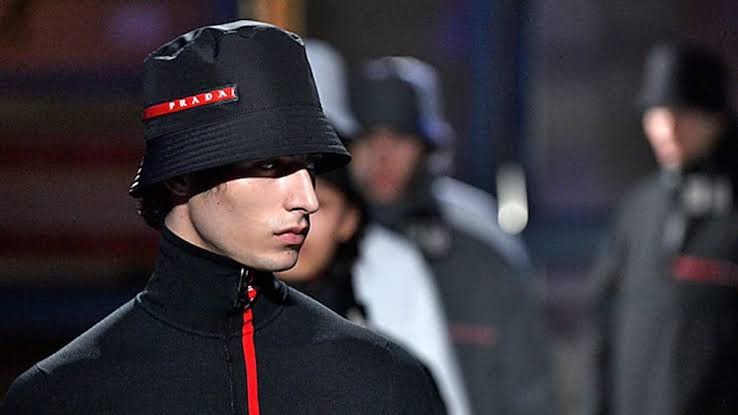 Prada Prada linea rossa bucket hat Size ONE SIZE - 8 Thumbnail