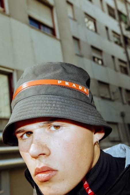 Prada Prada linea rossa bucket hat Size ONE SIZE - 9 Thumbnail