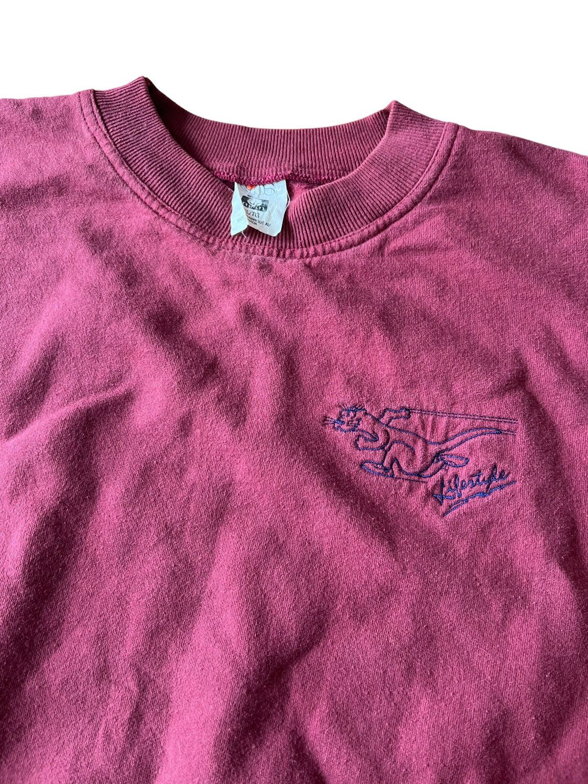 Vintage Vintage 90s Lifestyle Otter Crewneck Sweatshirt Distressed Size US XL / EU 56 / 4 - 1 Thumbnail