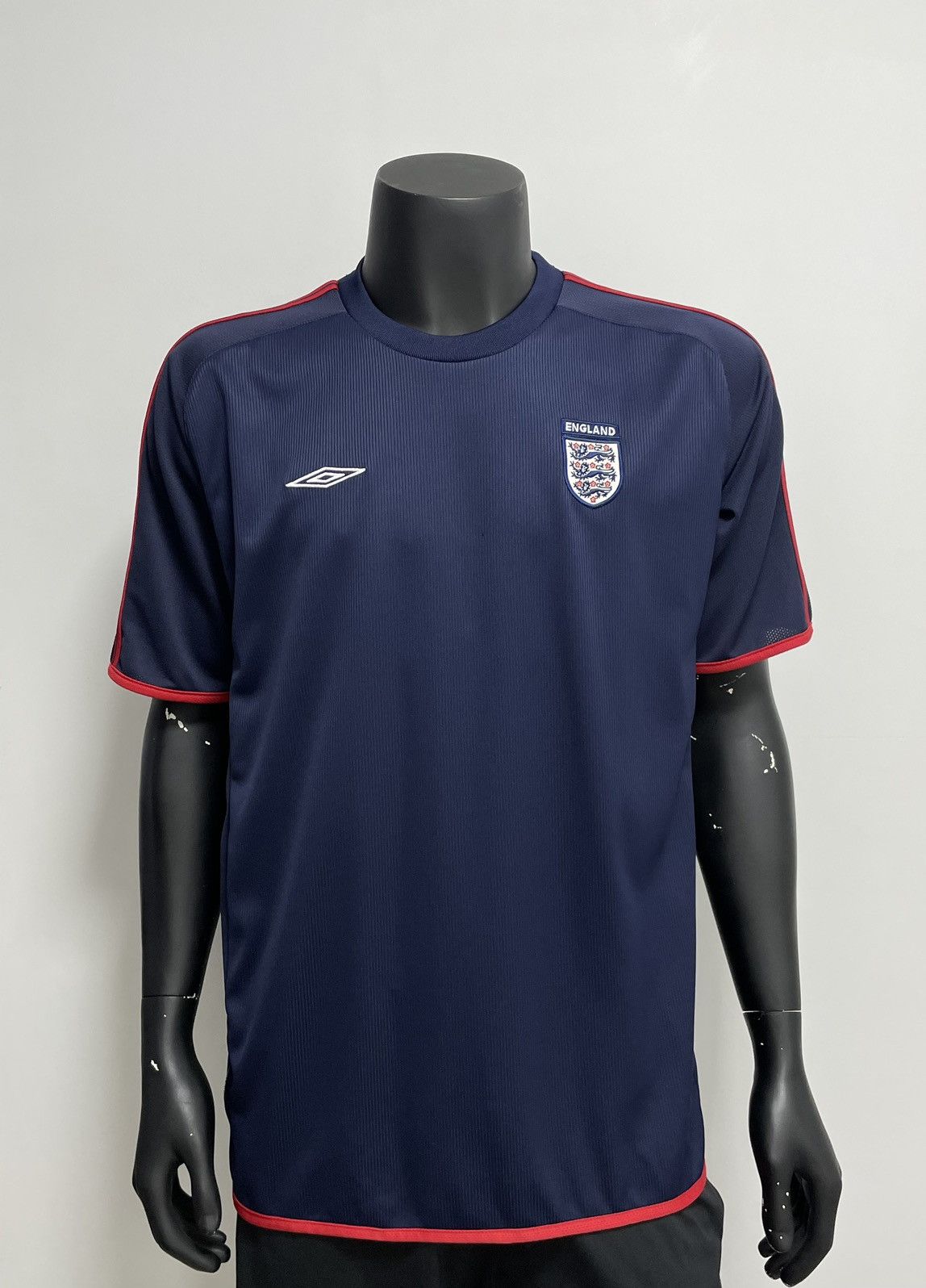 Umbro Umbro England home Soccer Jersey Football t-shirt Size US L / EU 52-54 / 3 - 1 Thumbnail