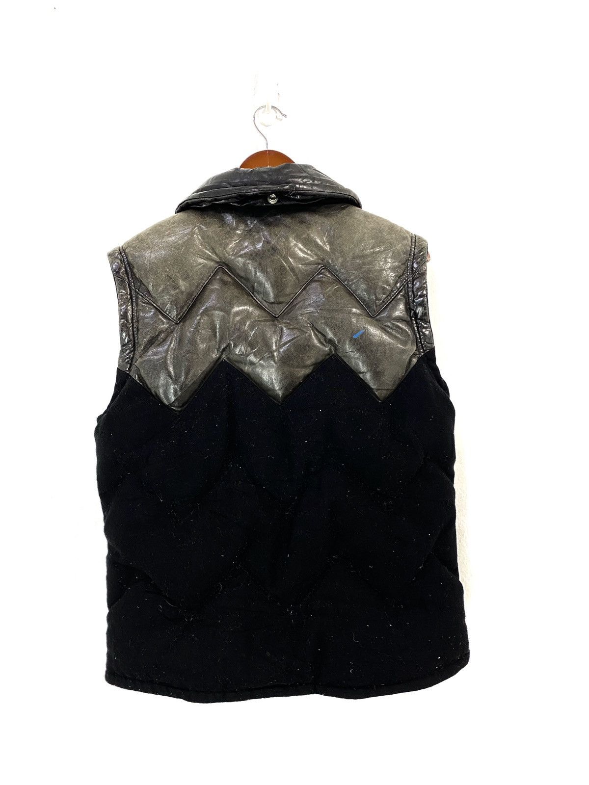 Schott Vintage Schott Puffer Jacket Leather Less sleeve Design Size US L / EU 52-54 / 3 - 2 Thumbnail