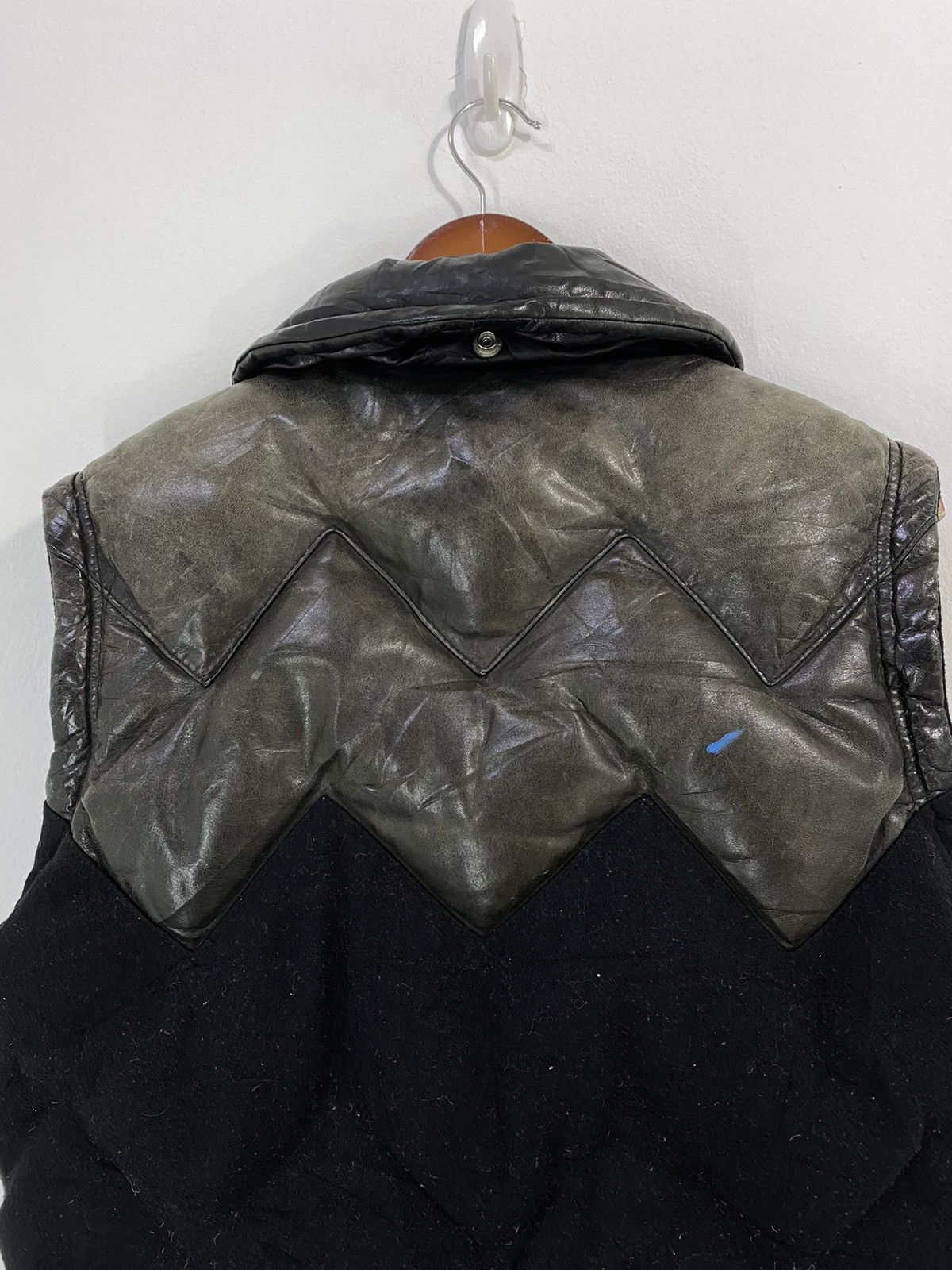 Schott Vintage Schott Puffer Jacket Leather Less sleeve Design Size US L / EU 52-54 / 3 - 8 Thumbnail