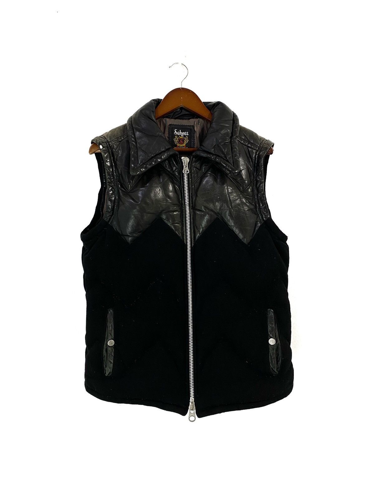 Schott Vintage Schott Puffer Jacket Leather Less sleeve Design Size US L / EU 52-54 / 3 - 1 Thumbnail