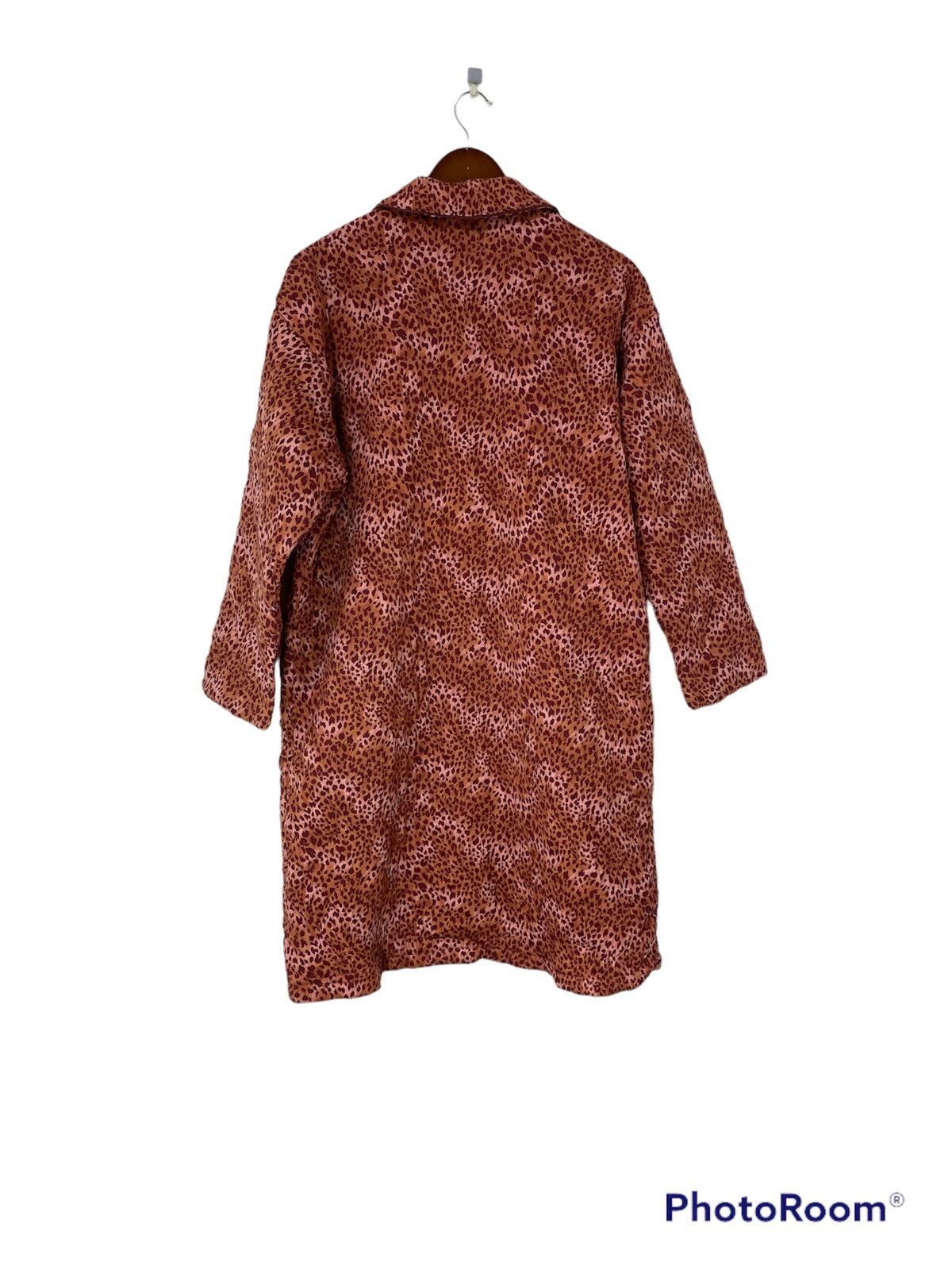 Yves Saint Laurent Vintage Yves Saint Laurent Quilted Jacket Leopard Design Size M / US 6-8 / IT 42-44 - 2 Thumbnail