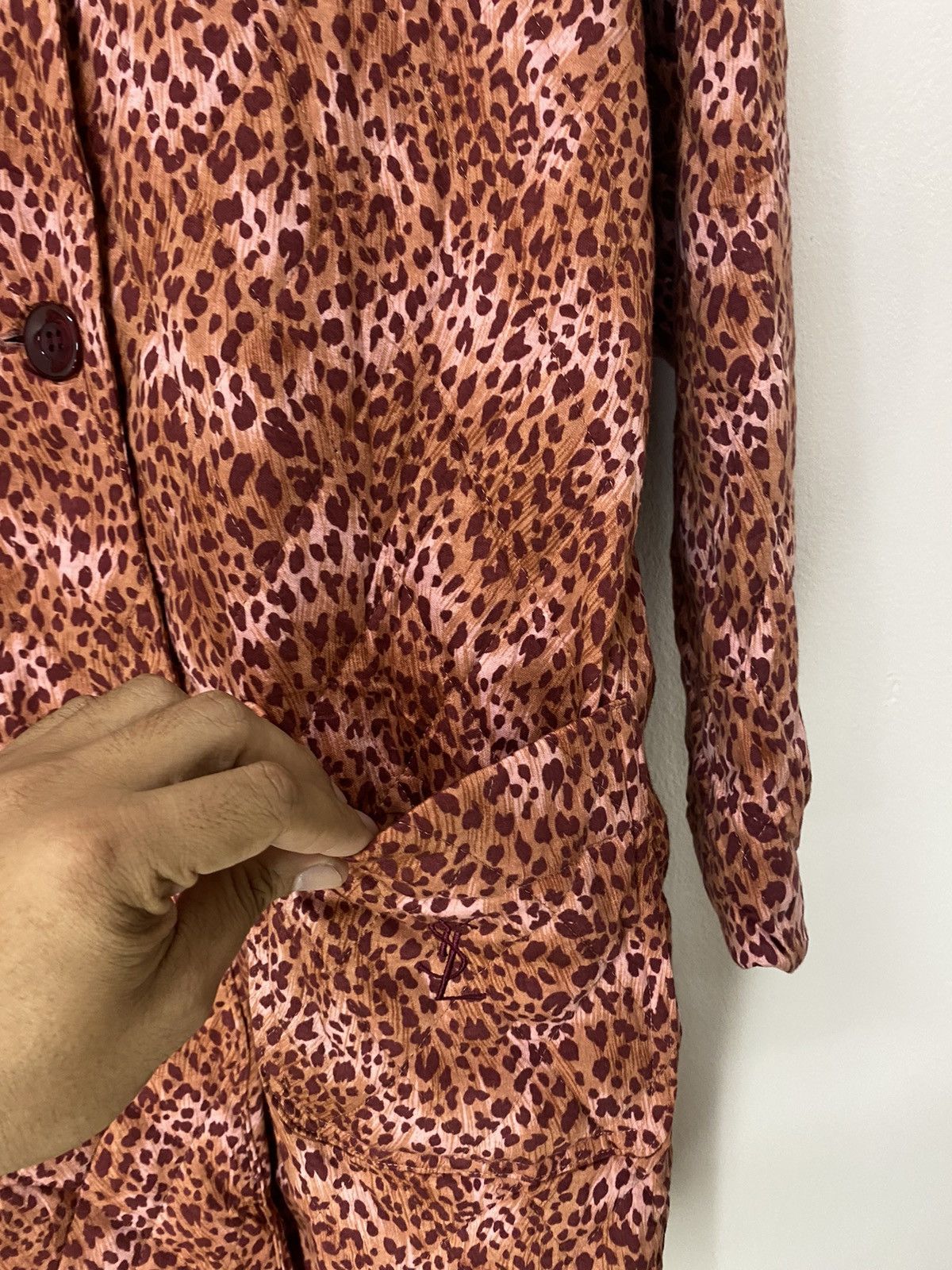 Yves Saint Laurent Vintage Yves Saint Laurent Quilted Jacket Leopard Design Size M / US 6-8 / IT 42-44 - 10 Thumbnail