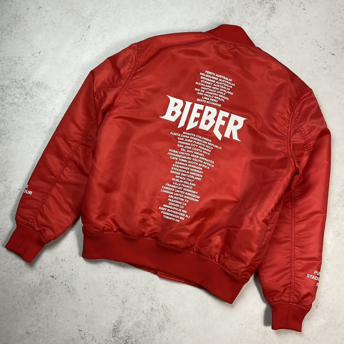 Justin Bieber 2017 Stadium Tour Yellow Sweatshirt Divided