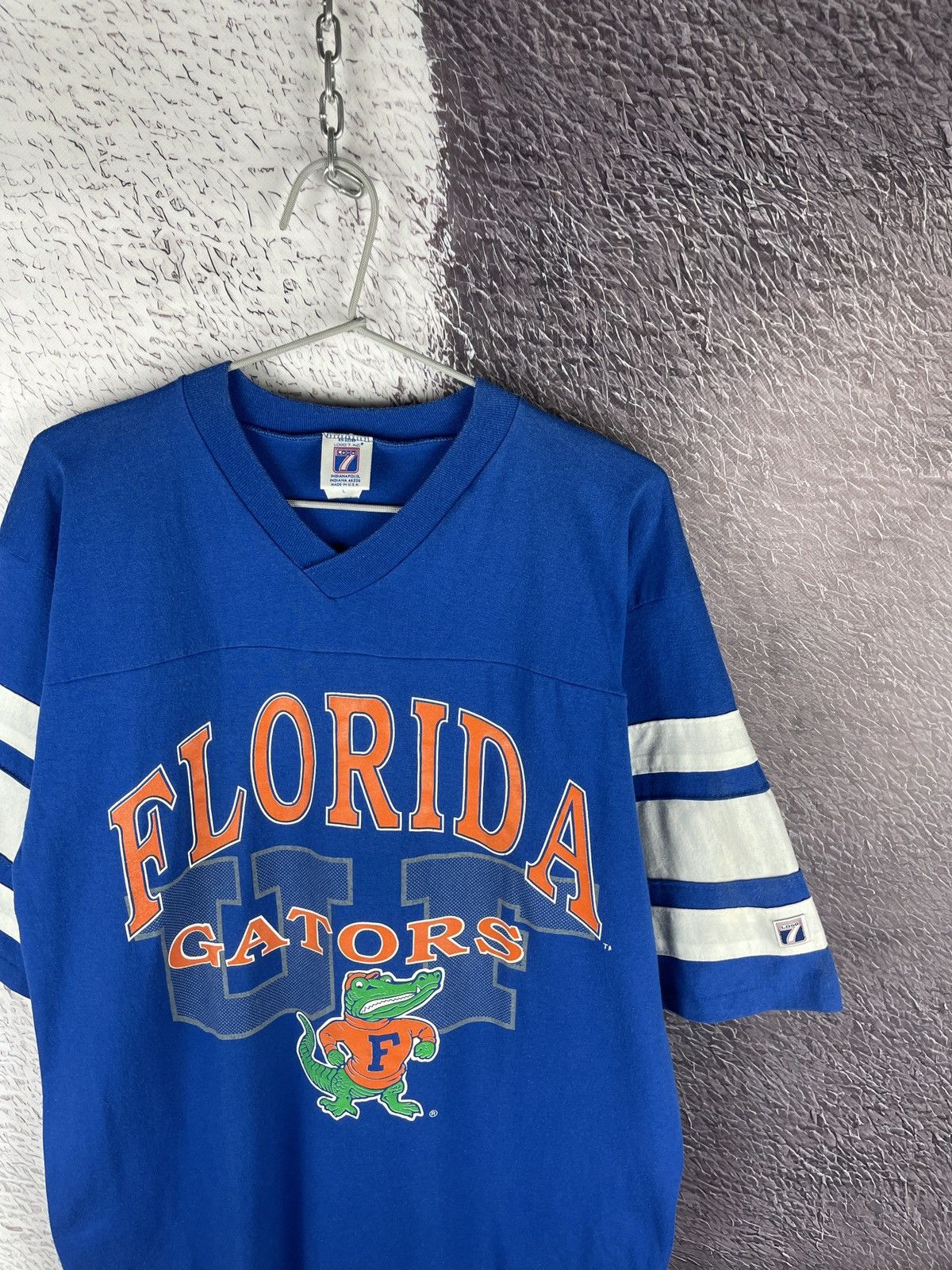 Logo 7 Logo 7 vintage 90s Florida Gators made in USA tee shirt Size US L / EU 52-54 / 3 - 5 Thumbnail