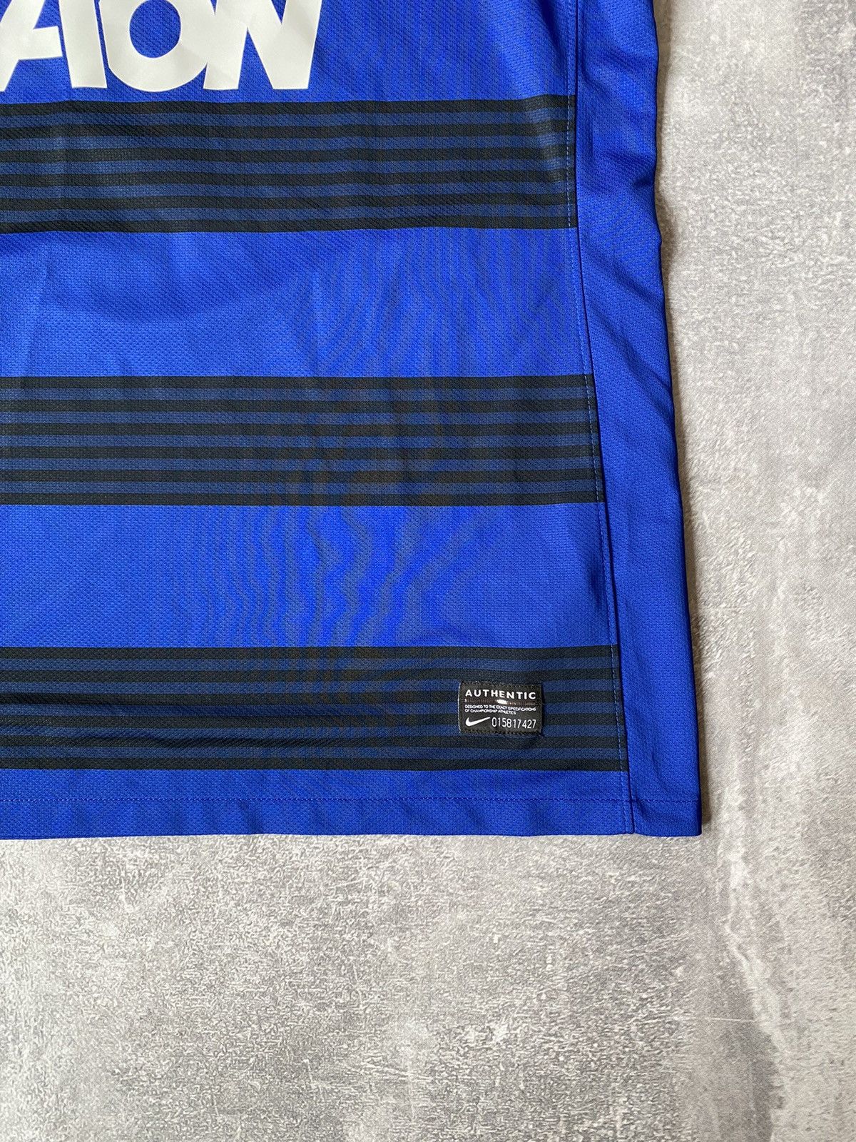 Nike Manchester United 2011/12 Owen Nike Soccer Jersey Size M / US 6-8 / IT 42-44 - 4 Thumbnail