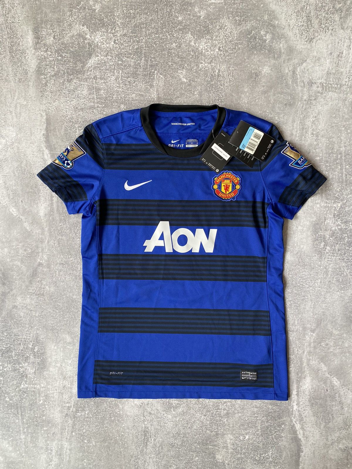 Nike Manchester United 2011/12 Owen Nike Soccer Jersey Size M / US 6-8 / IT 42-44 - 1 Thumbnail