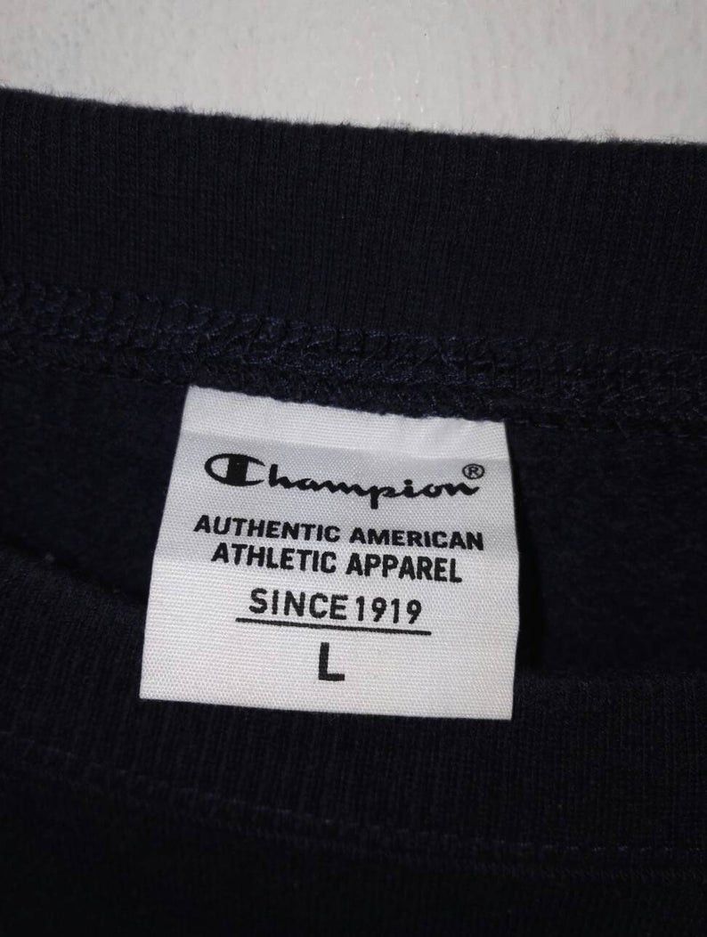Champion 🔥Rare🔥 Champion Sweatshirt Blue Navy Colour Big Logo Size US L / EU 52-54 / 3 - 5 Thumbnail