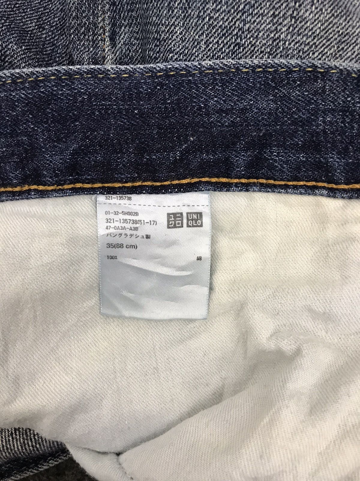 Japanese Brand Uniqlo Red Line Selvedge Distressed Denim Jeans Size US 35 - 10 Thumbnail