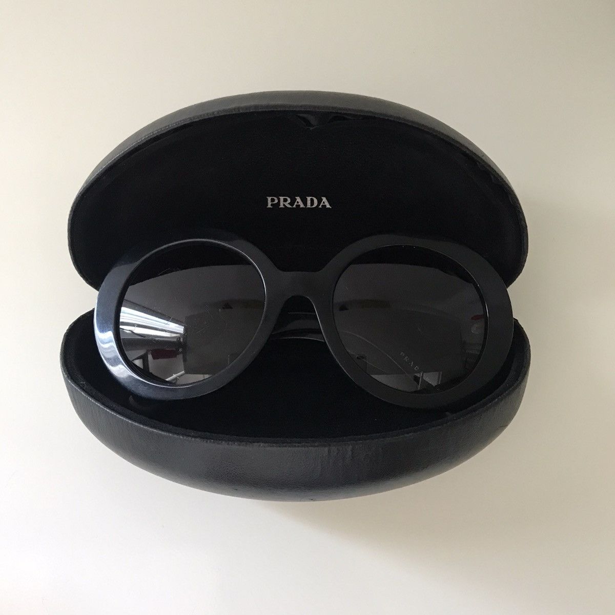 Prada Prada iconic wavy sunglasses Size ONE SIZE - 8 Thumbnail