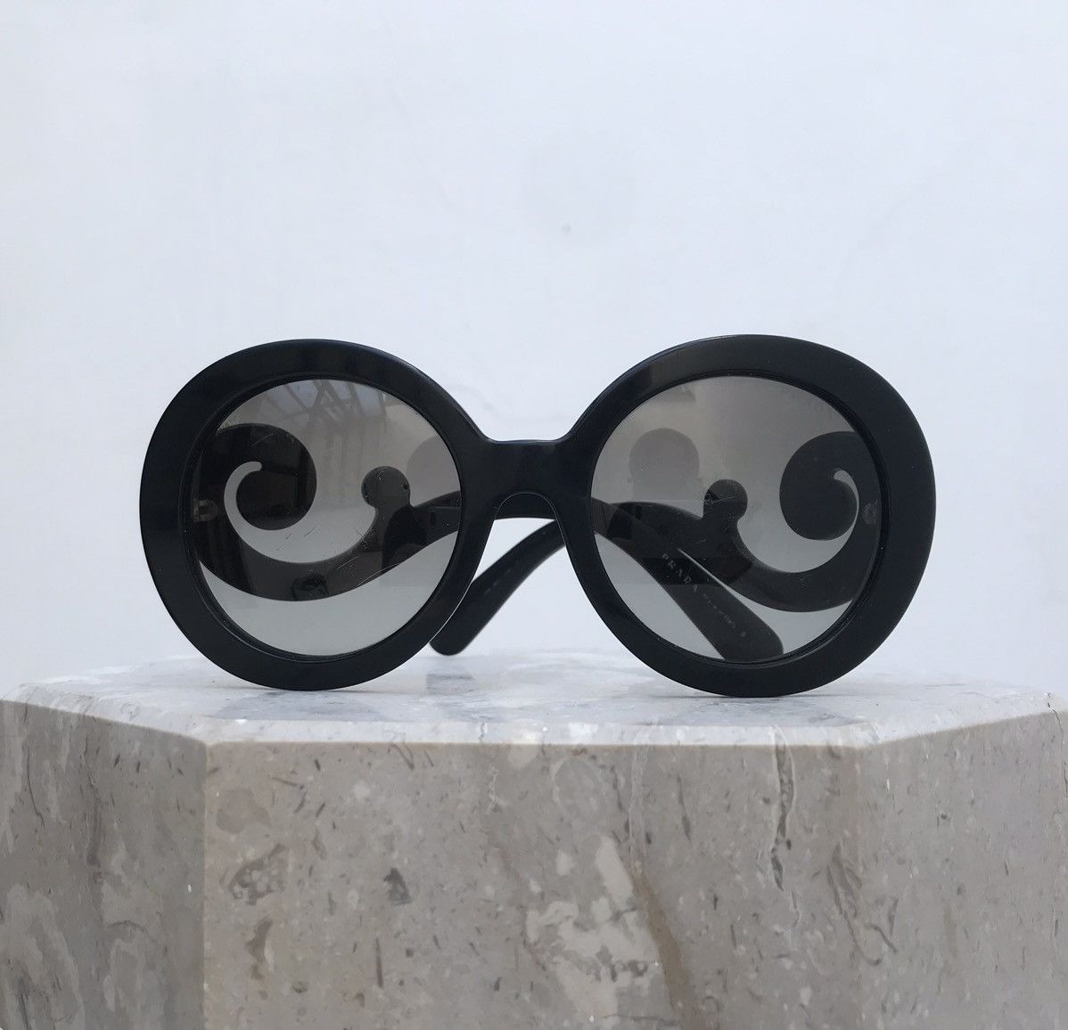 Prada Prada iconic wavy sunglasses Size ONE SIZE - 1 Thumbnail