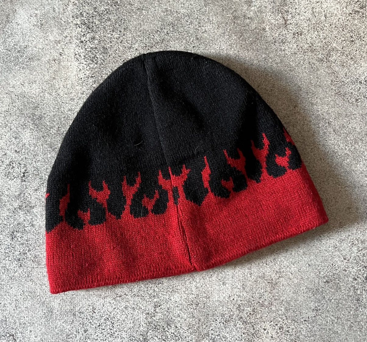 Vintage Vintage flames planet beanie Size ONE SIZE - 3 Thumbnail