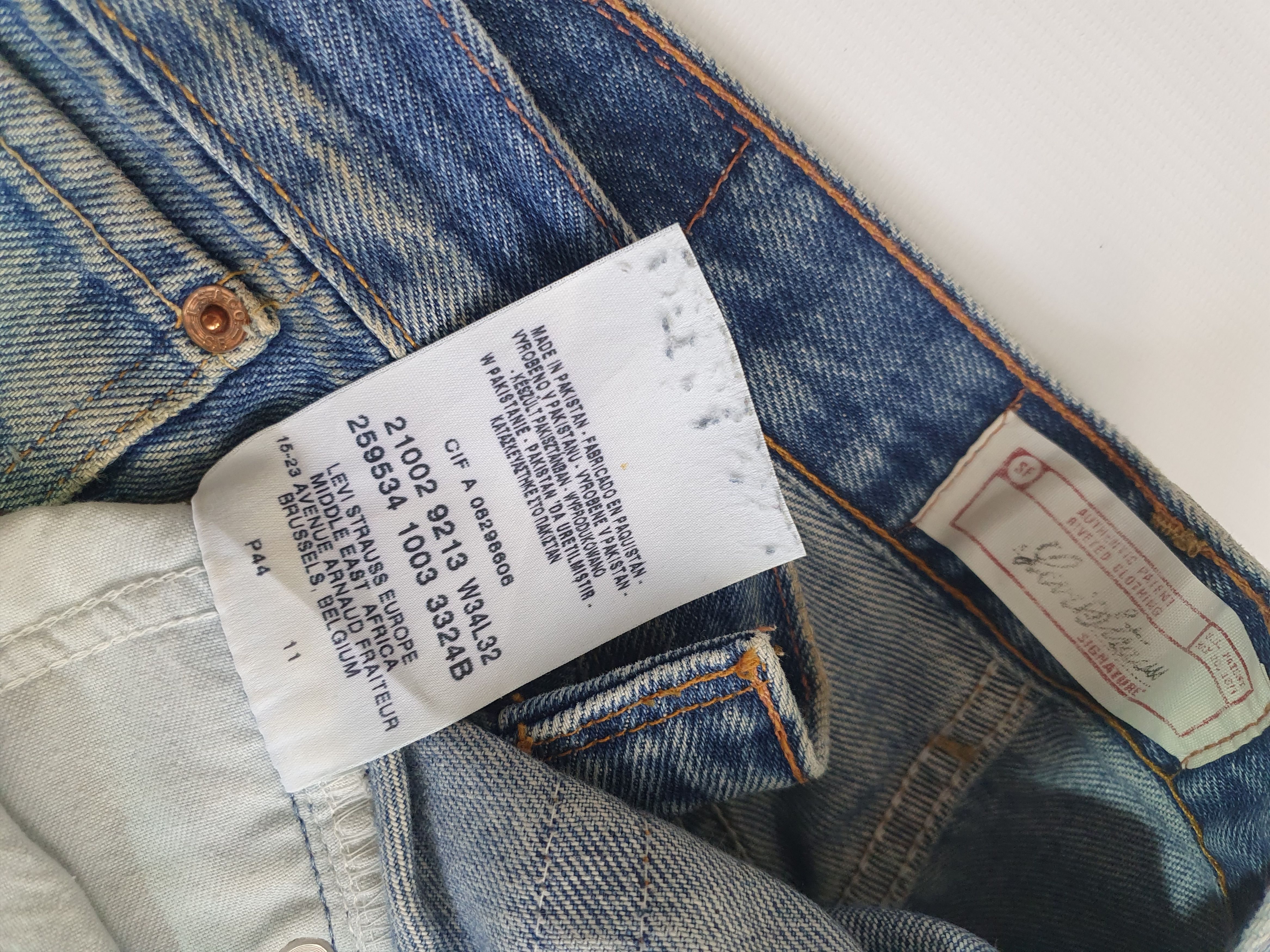 Levi's × Levi's Vintage Clothing × Vintage Vintage Levi's Signature Dirty Denim jeans Size US 33 - 13 Thumbnail