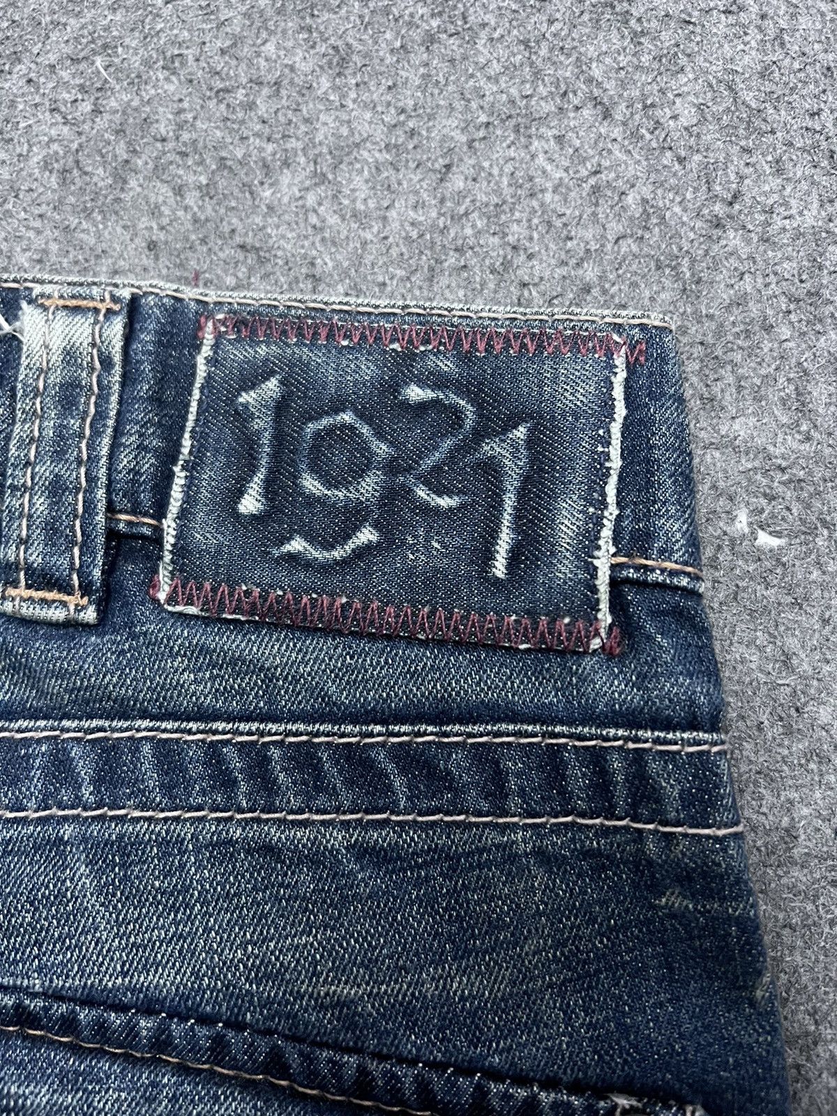 Vintage FLARED💥 1921 BRAND ART DISTRESSED DENIM PANTS Size US 31 - 6 Thumbnail