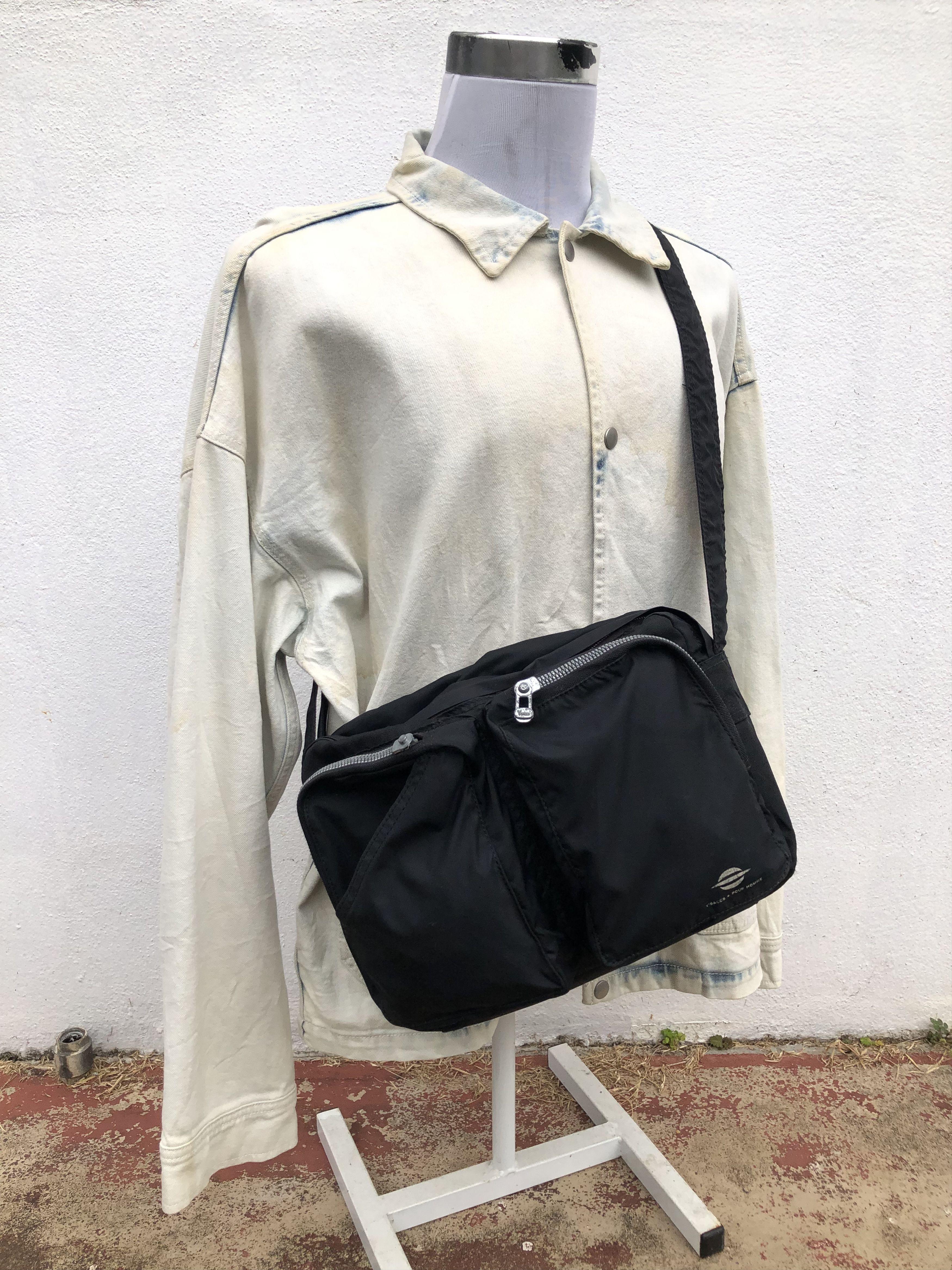 Yohji Yamamoto RARE🔥VINTAGE YOHJI Y’SACCS + POUR HOMME SMALL MESSENGER BAG Size ONE SIZE - 15 Thumbnail
